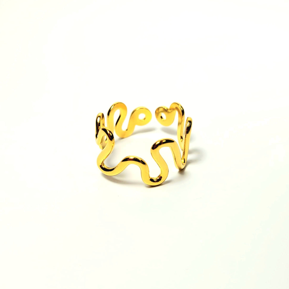 Aukso spalvos bangelių formos žiedas