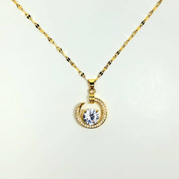 Grandinėlė su pusmėnulio formos pakabuku ir cirkoniais