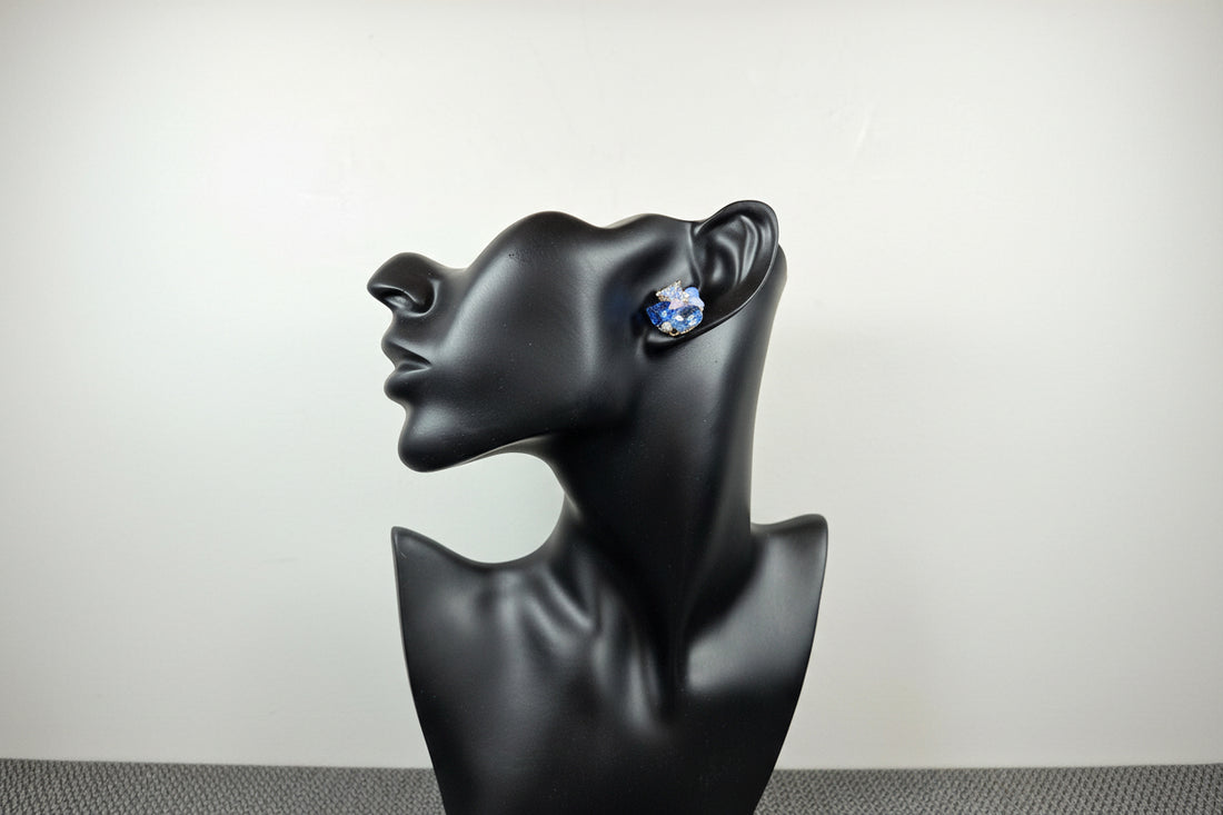 Paauksuoti auskarai iš nerūdijančio plieno su mėlynais cirkoniais