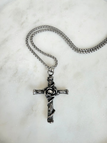 Grandinėlė su kryžiumi