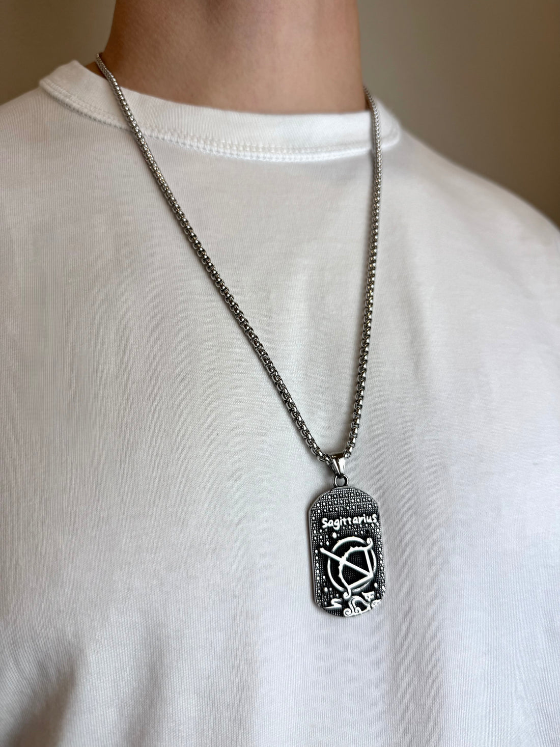 Grandinėlė su šaulio zodiaku