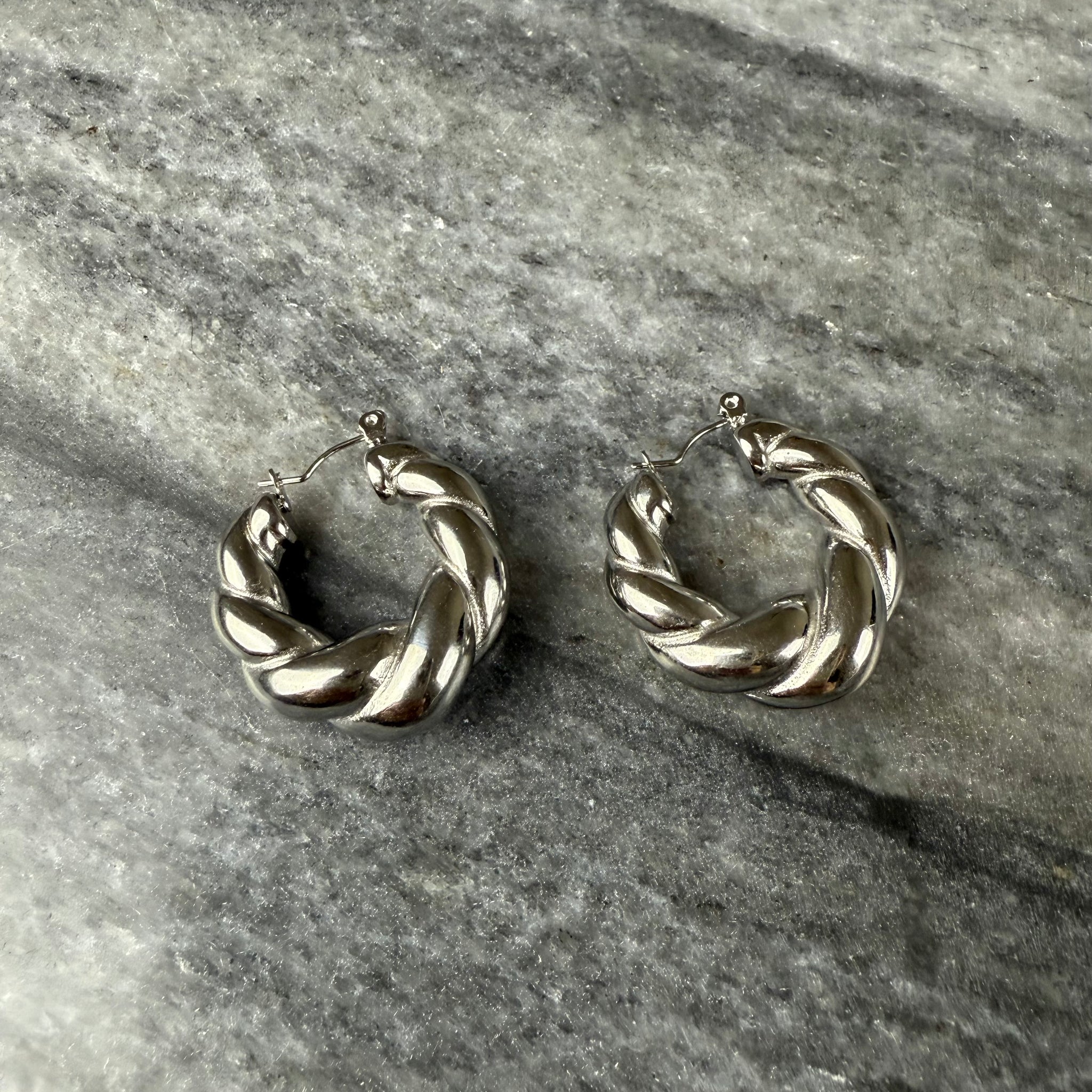 Auskarai - kruasanai