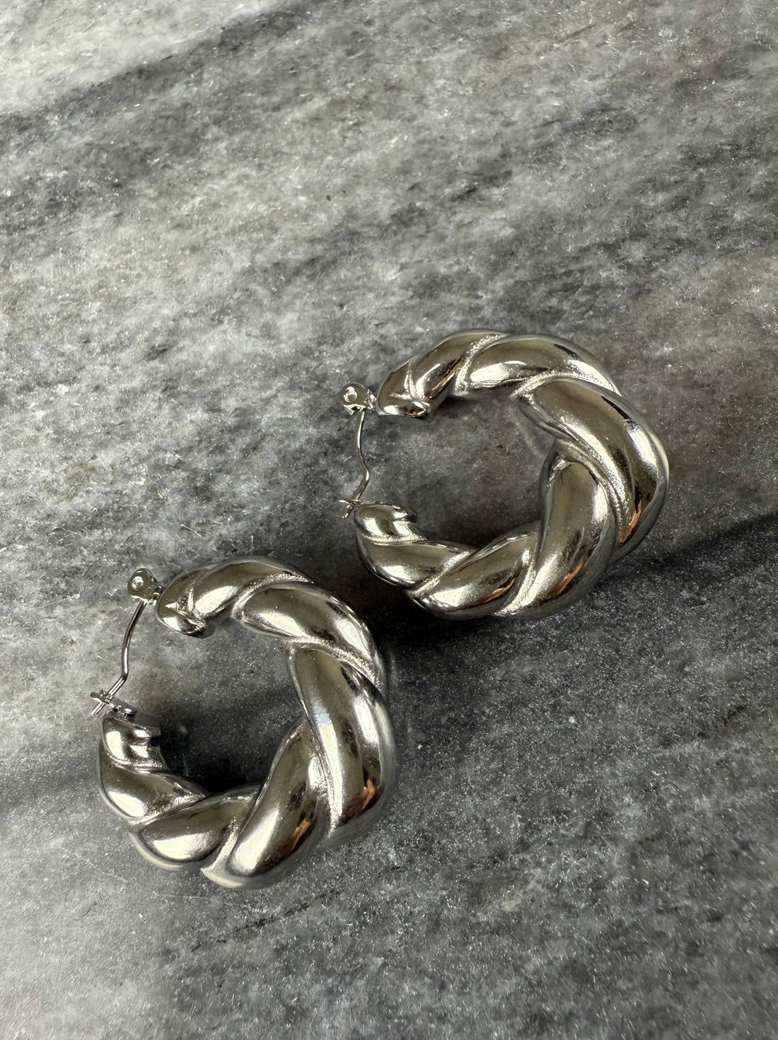 Auskarai - kruasanai